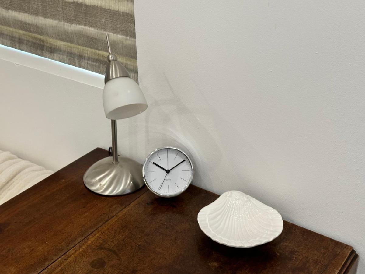 Modern Flat In Central Egham By Windsor Castle, Staines-Upon-Thames And Heathrow Airport Kültér fotó
